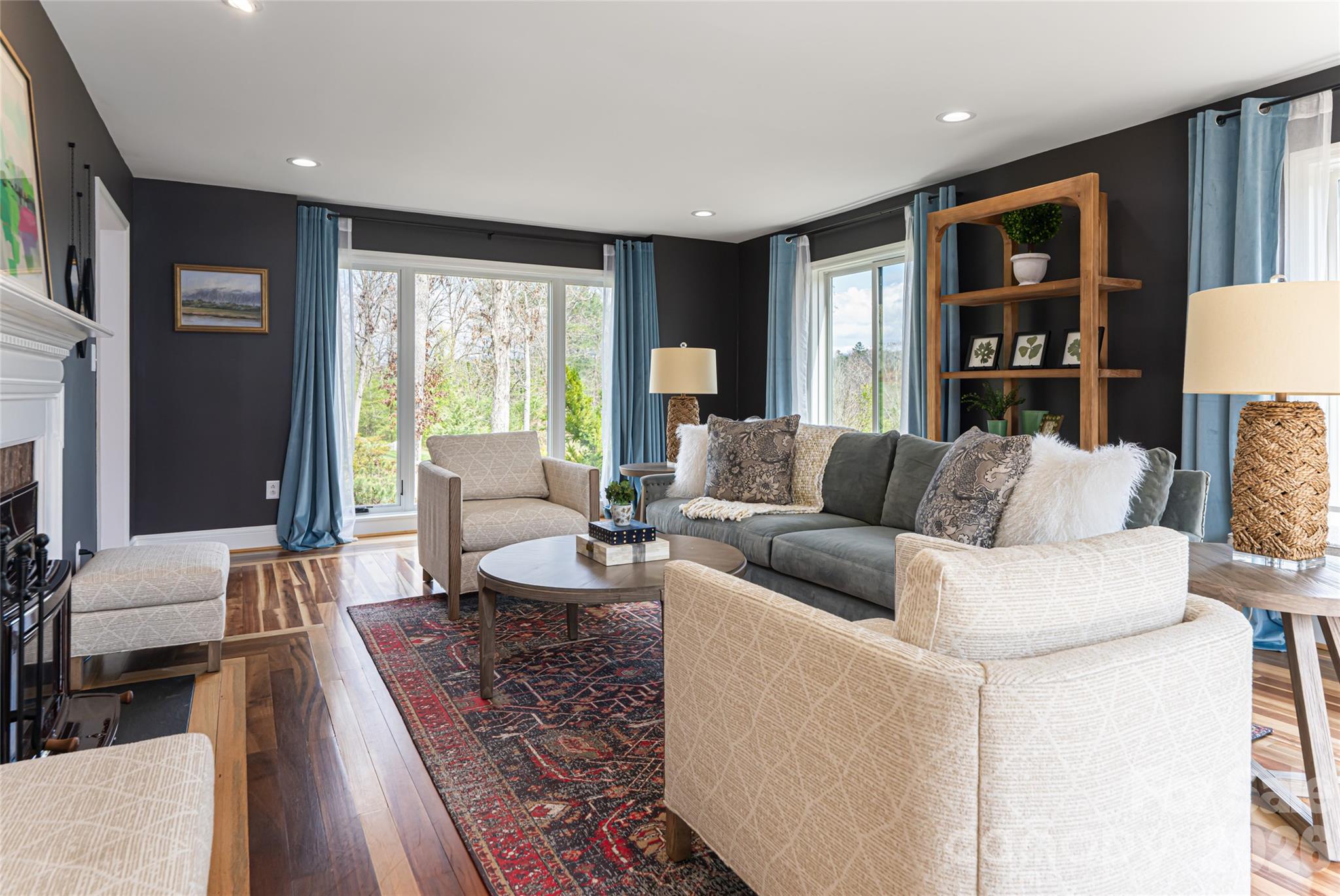Woodland Hills - Residential