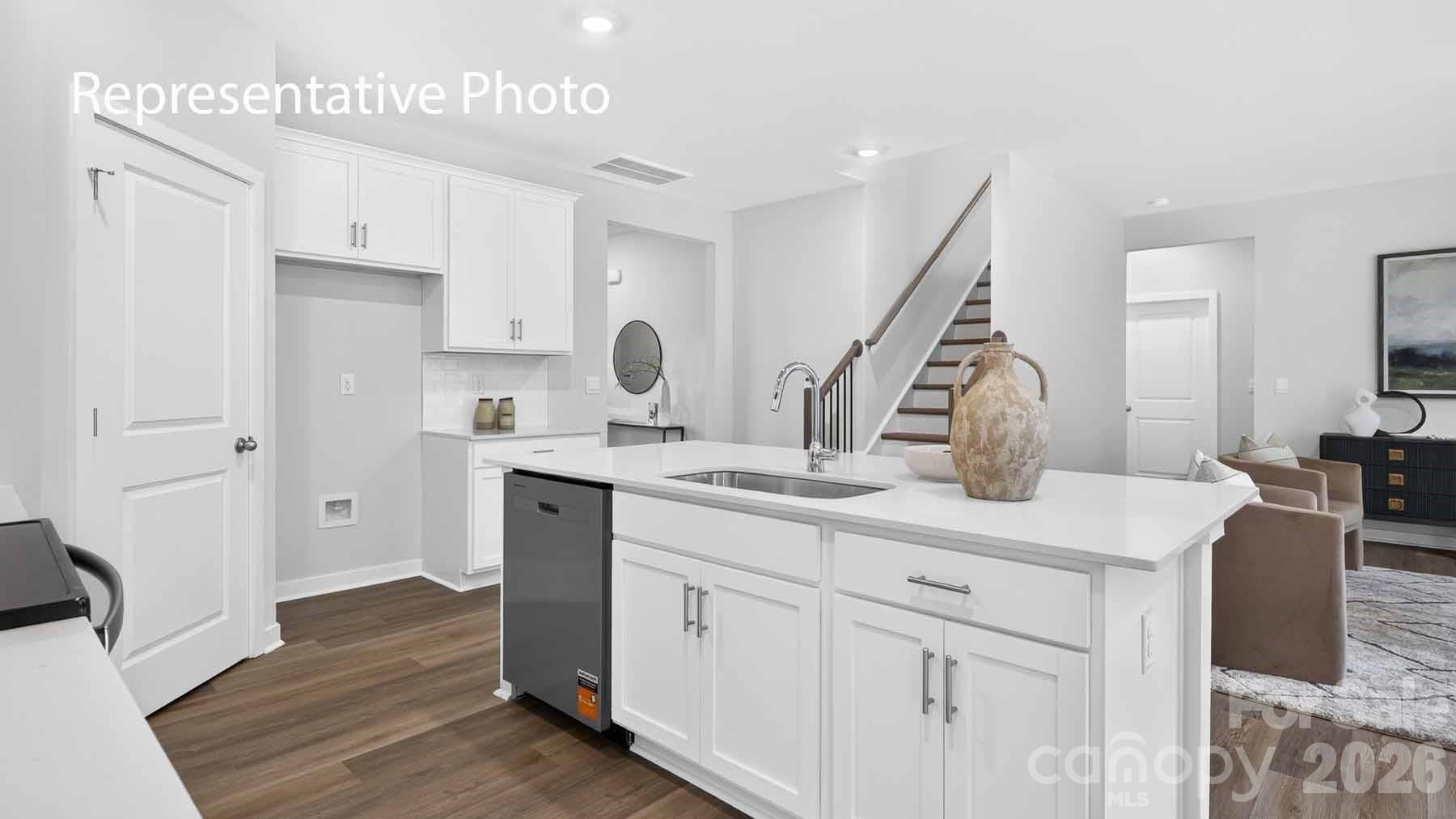 7554 Bainbridge Road