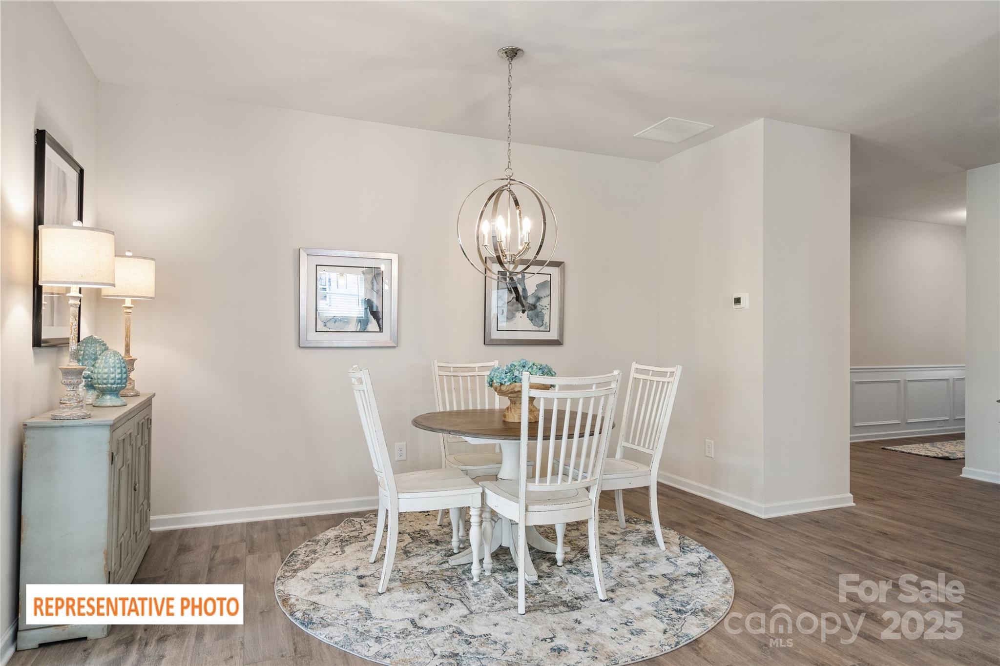 523 Hullview Vista