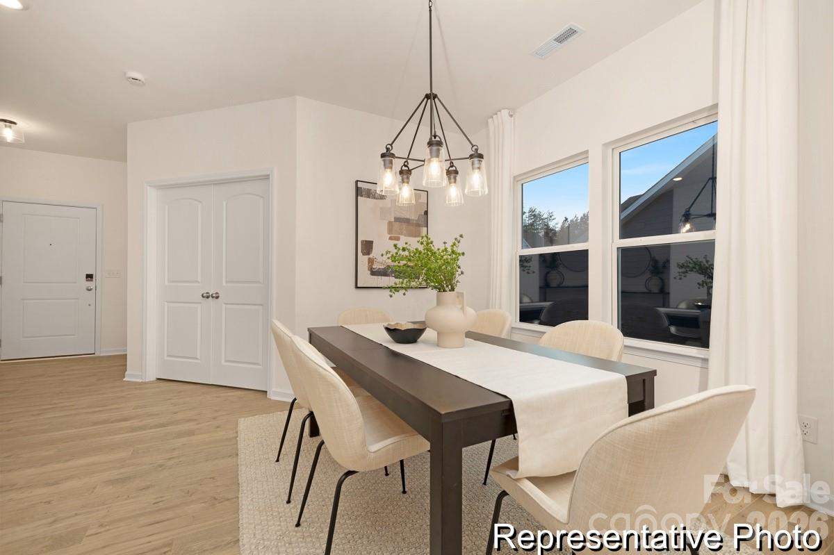 531 Gentle Bend Cove 270b