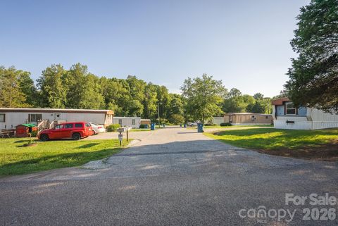 Photo of 3000 Parker Court, Lenoir, NC 28645 (MLS # 4398272)