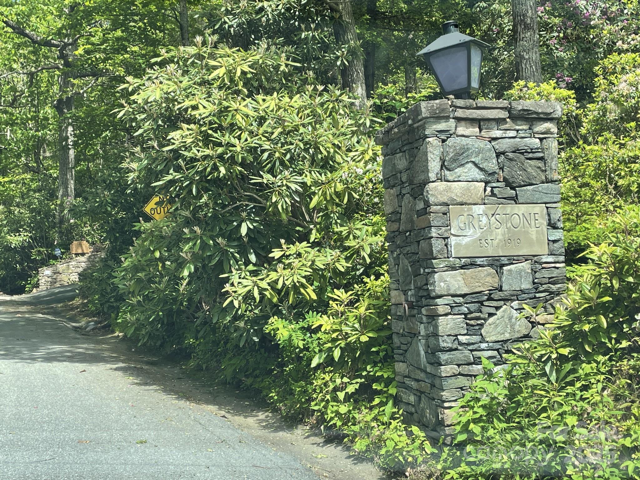 291 Pinnacle Drive