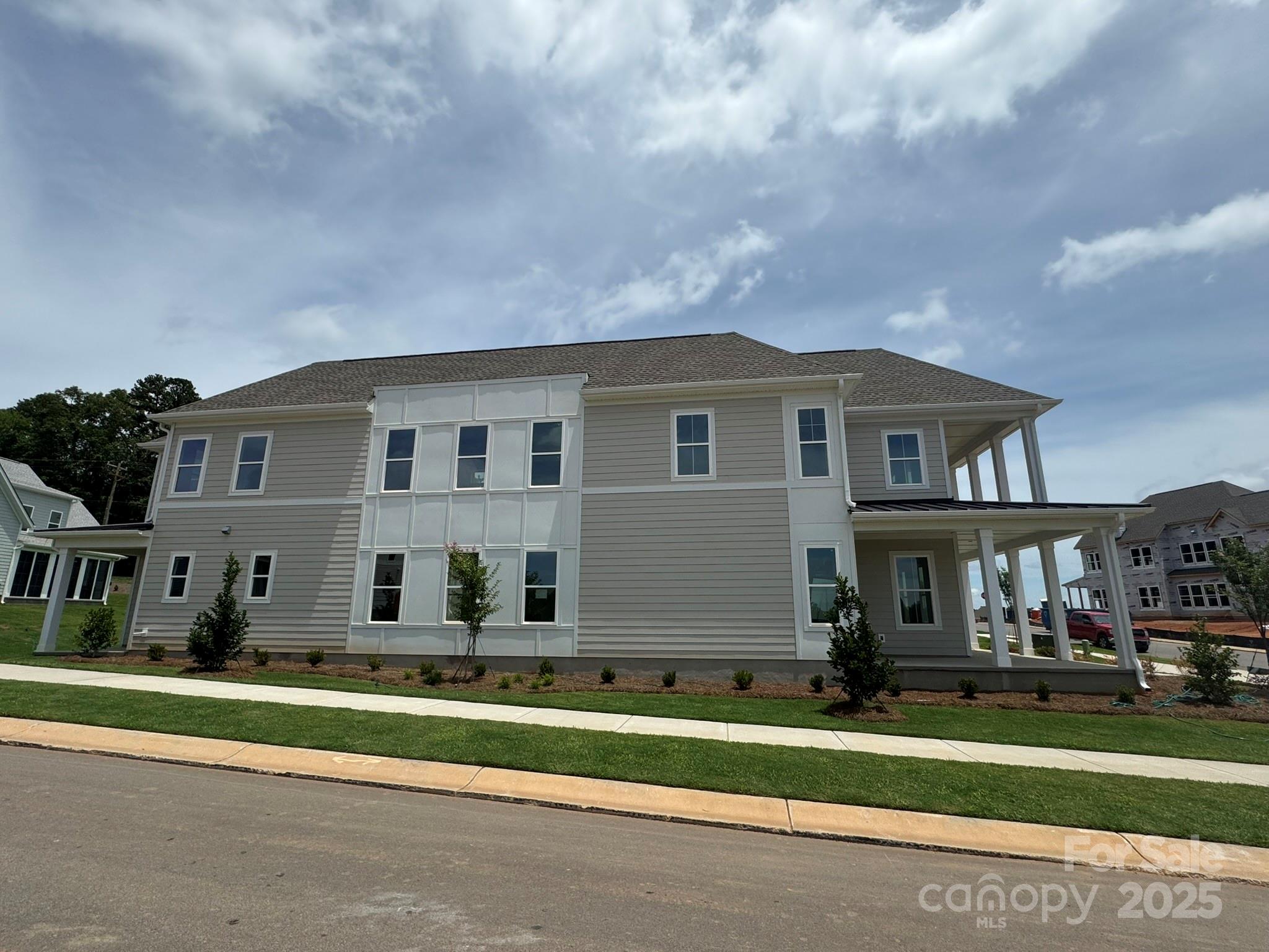 7392 Deer Hollow Road 27