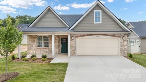 Photo of 829 B Wynnshire Drive #58, Hickory, NC 28601 (MLS # 4309877)