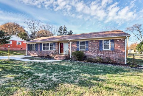 Photo of 217 Ridge Drive, Harrisburg, NC 28075 (MLS # 4323150)
