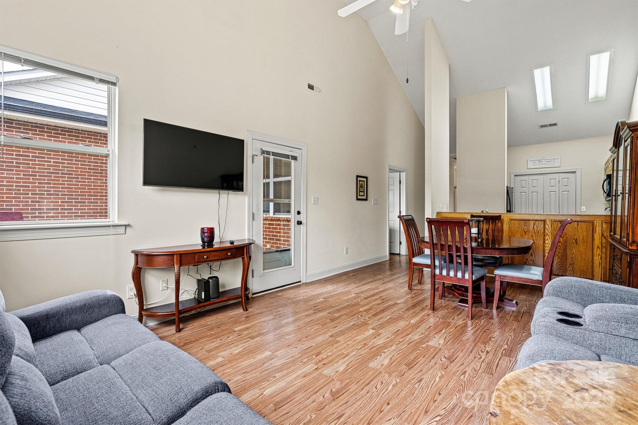 6295 Pansy Trail