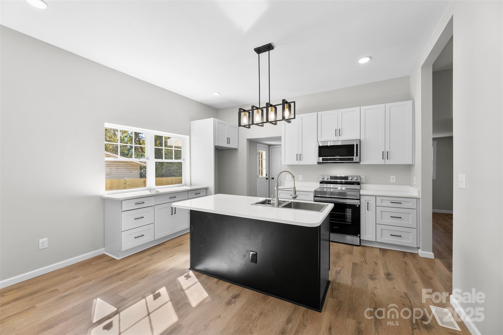 1000 Caldwell Street