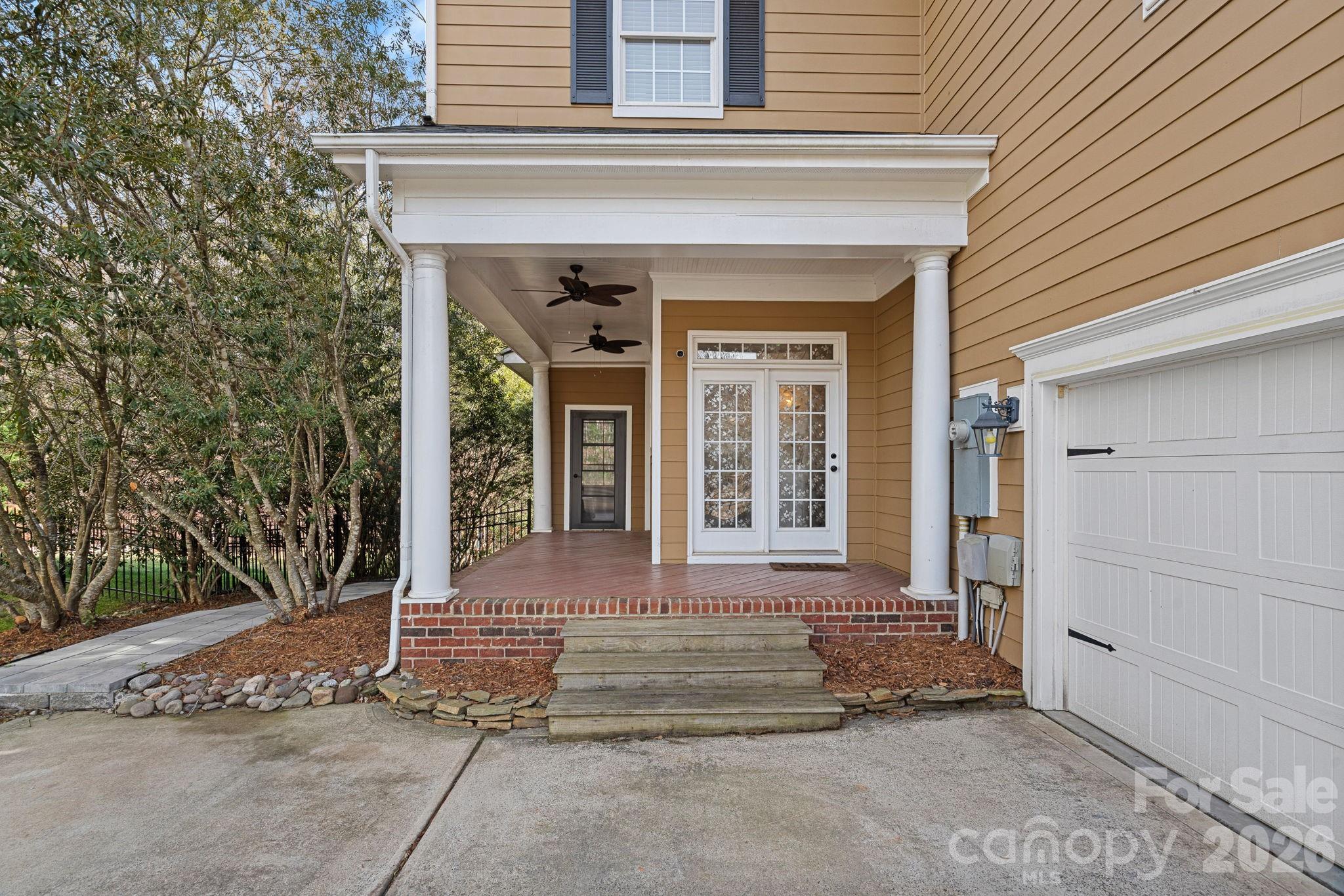 The Palisades - Residential