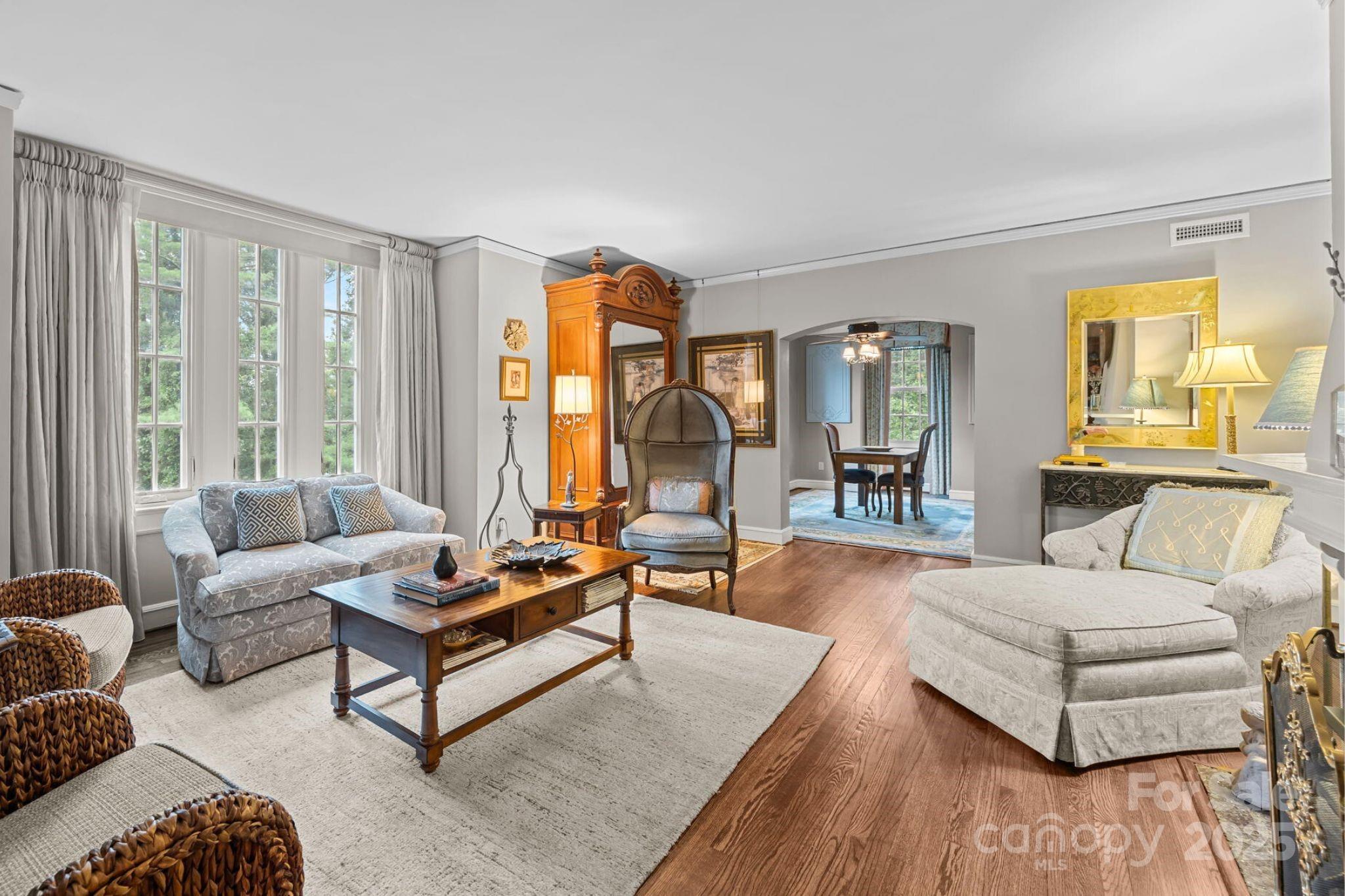 185 Macon Avenue B9