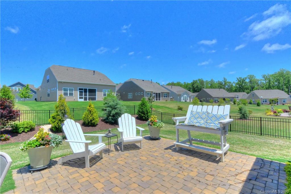 Tree Tops - Residential