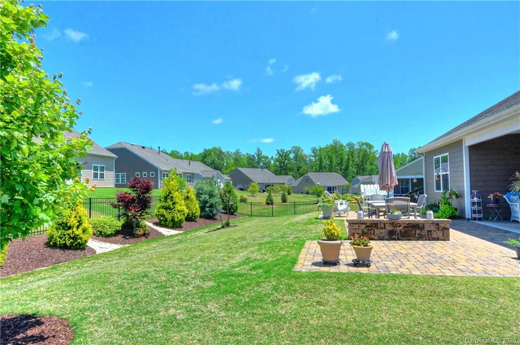 Tree Tops - Residential