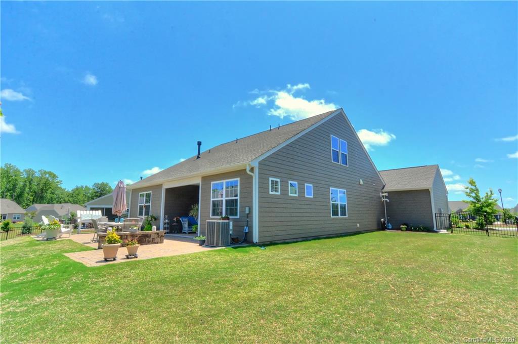 Tree Tops - Residential