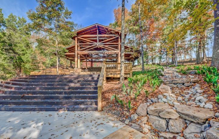 Tree Tops - Residential