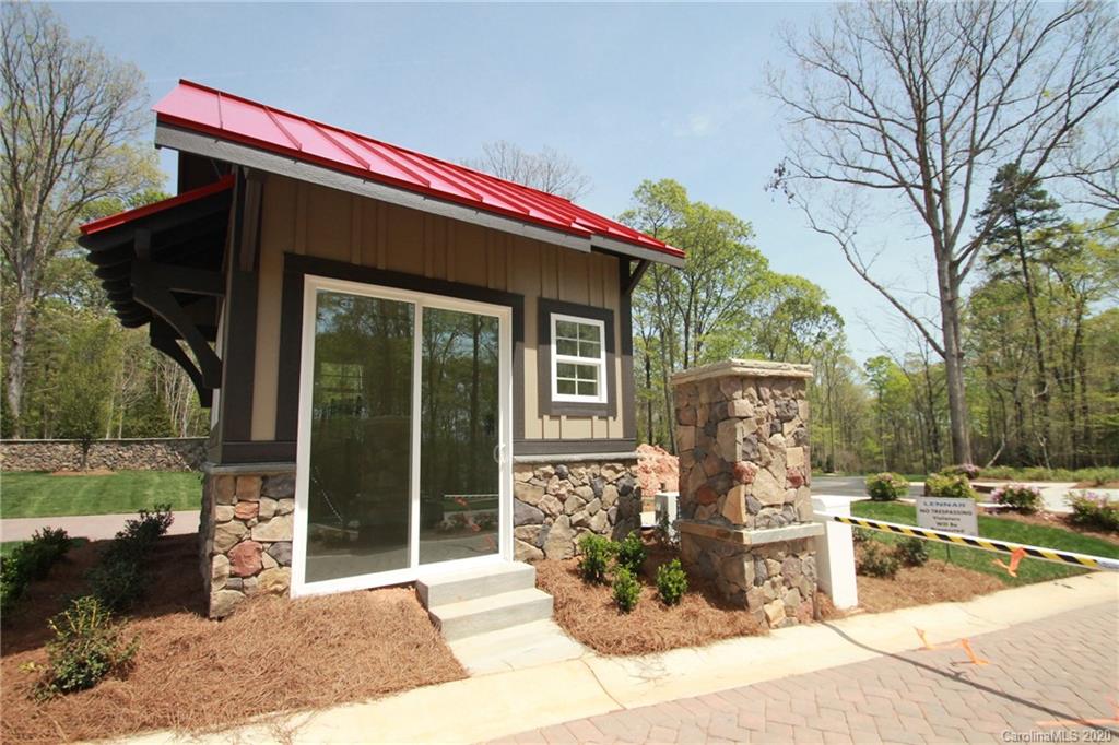 Tree Tops - Residential