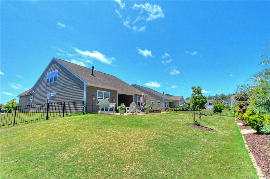 Tree Tops - Residential