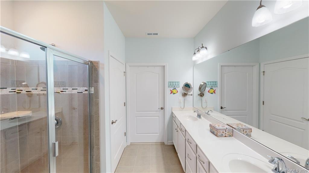 Tree Tops - Residential