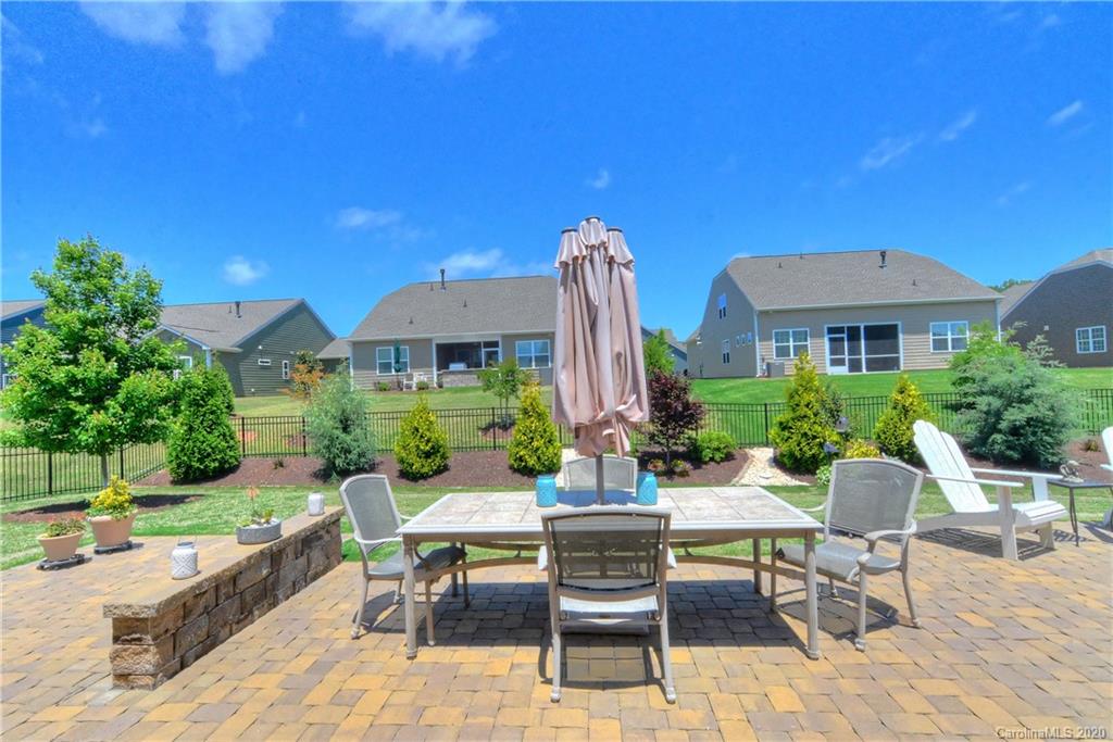 Tree Tops - Residential