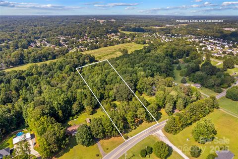 Photo of 265 Rocky River Road, Mooresville, NC 28115 (MLS # 4313761)