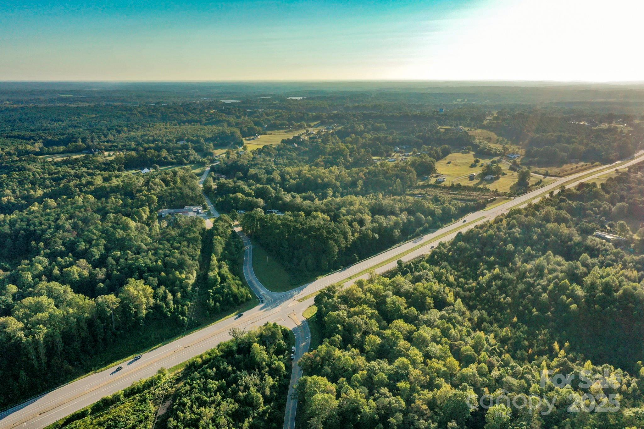 0000 US 221S Highway