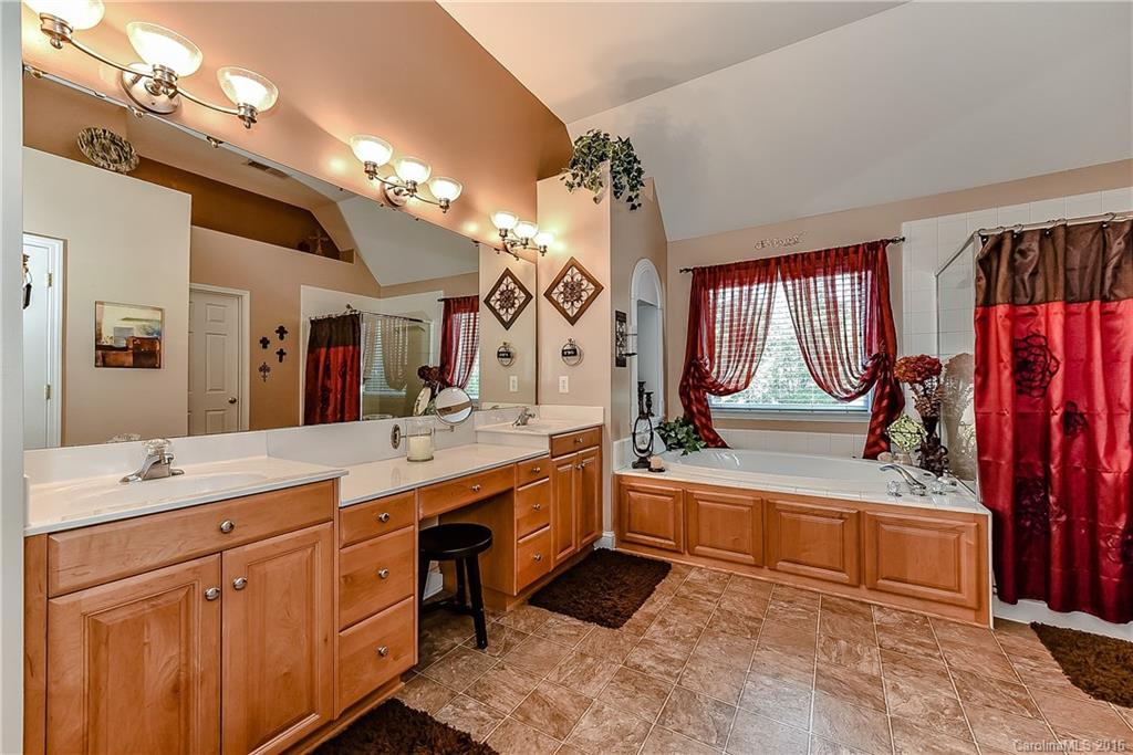 Weatherstone Manor - Residential