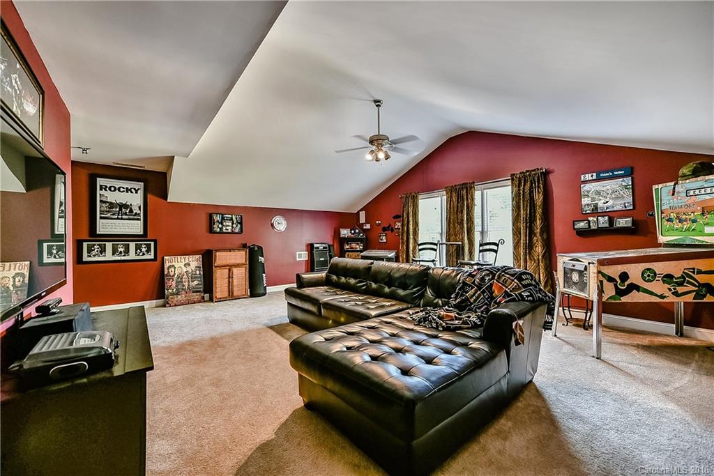 Weatherstone Manor - Residential