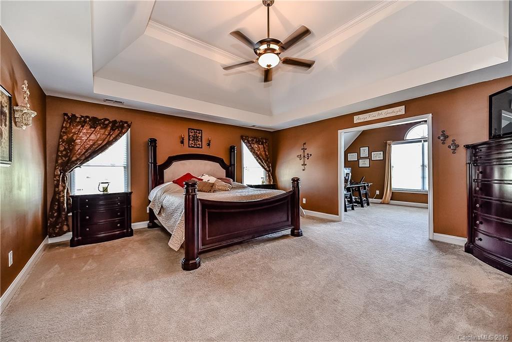 Weatherstone Manor - Residential