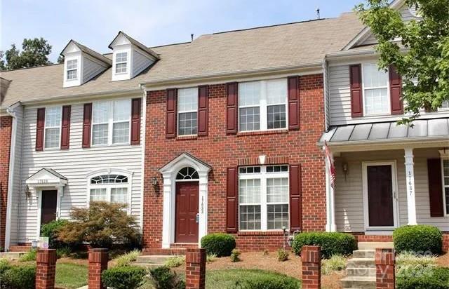 Oakhurst - Residential Lease