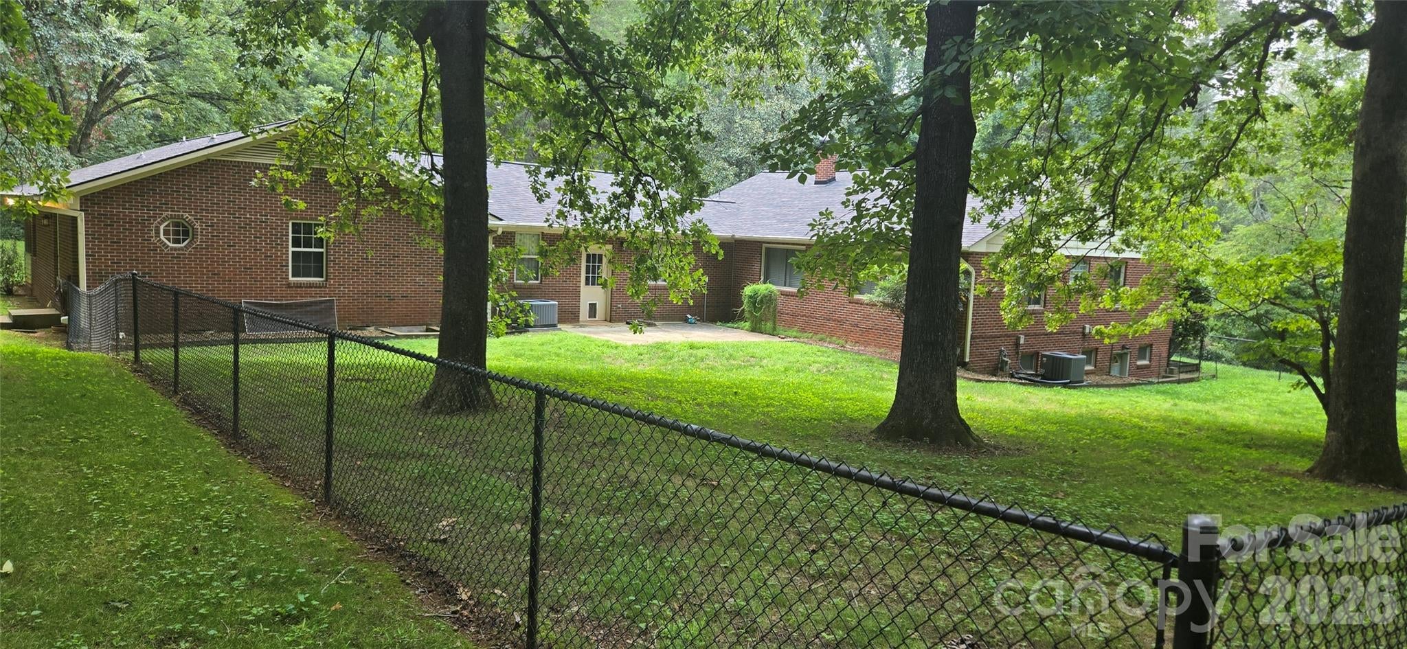 2593 Hickory Highway