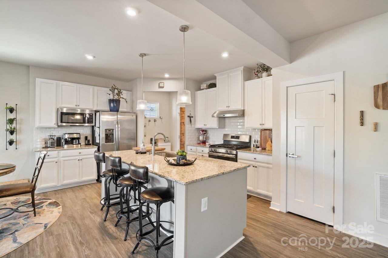 1708 Speartip Lane