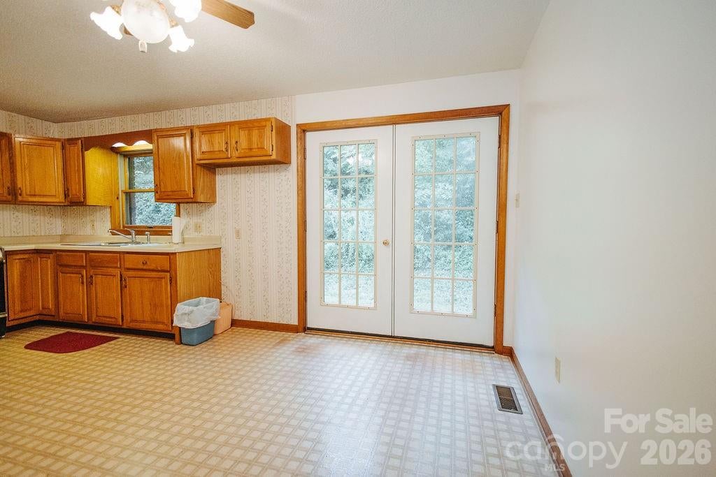 6830 Bat Cave Road