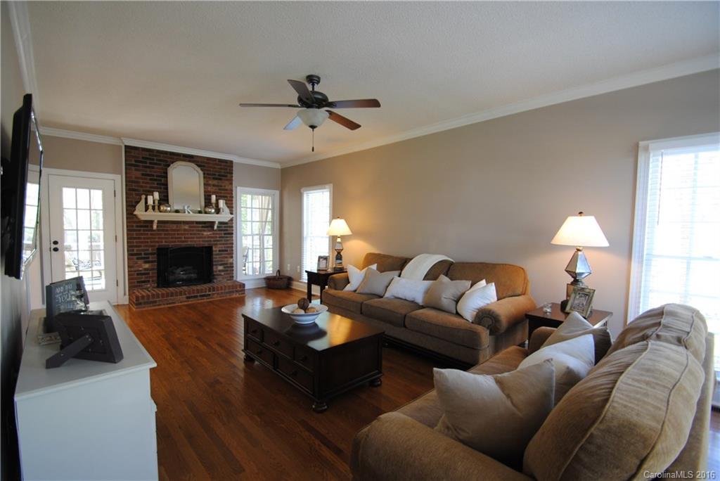 Willowbrook - Residential