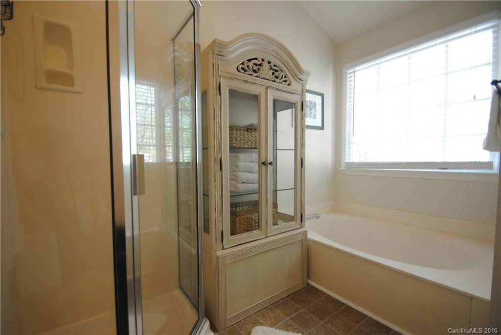 Willowbrook - Residential