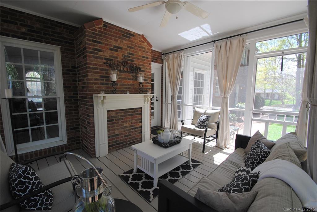 Willowbrook - Residential