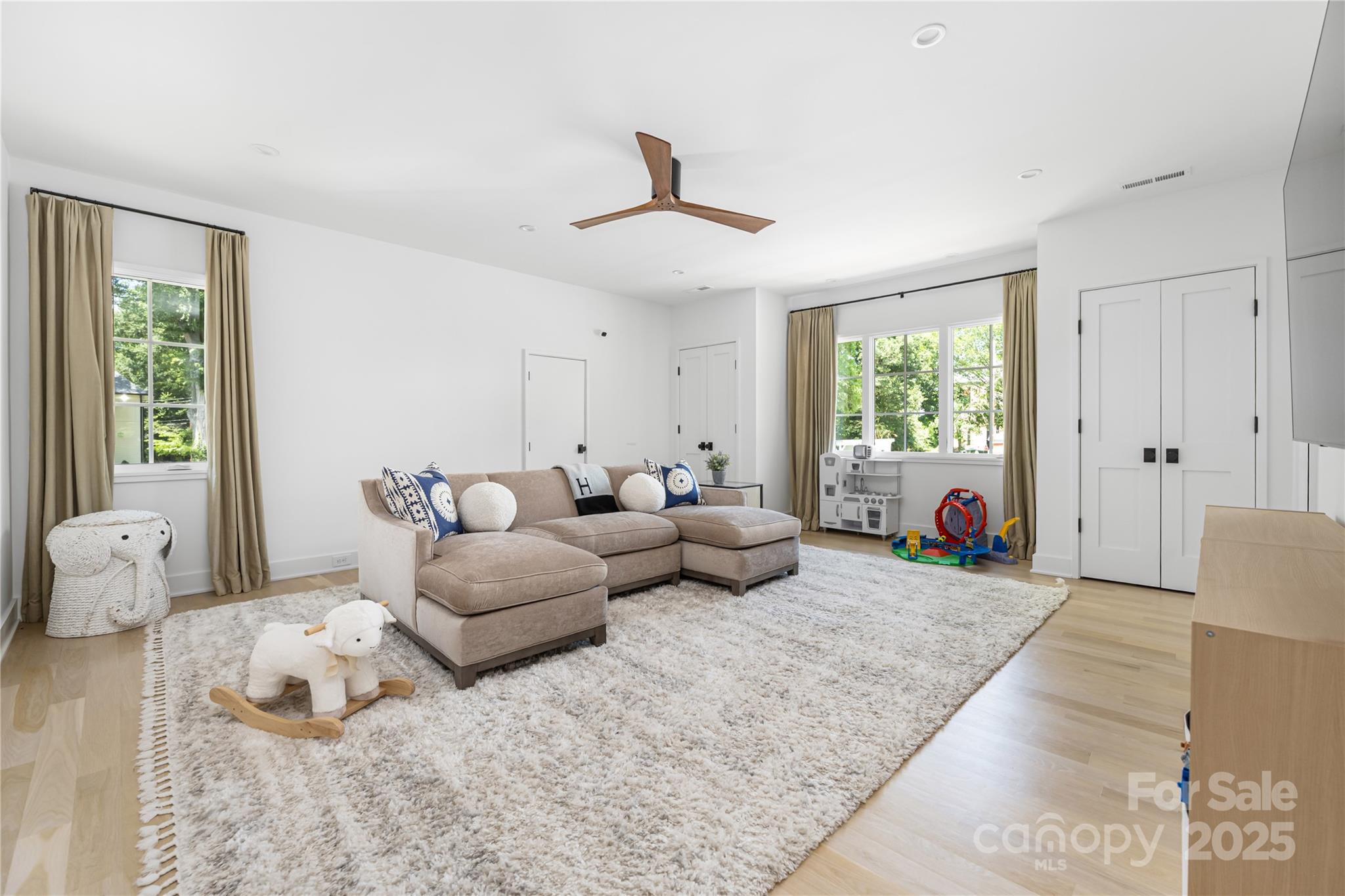 Ashbrook - Residential