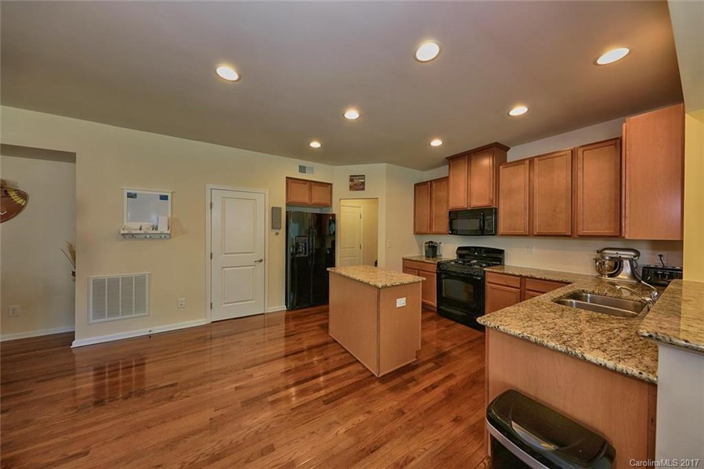 Old Stone Crossing - Residential