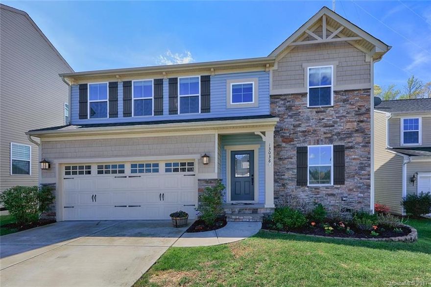 Beautiful, Open, Lots of Light !! Great Floor plan, Large Great Room open to Kitchen with Granite, 42" cabinets,
Island and so much room !  Dining Area and such a nice Sun Room ! Large Master, HUGE Master Closet and you will LOVE the Master Bath. Tankless Water Heater, Deck and Patio !! A must see