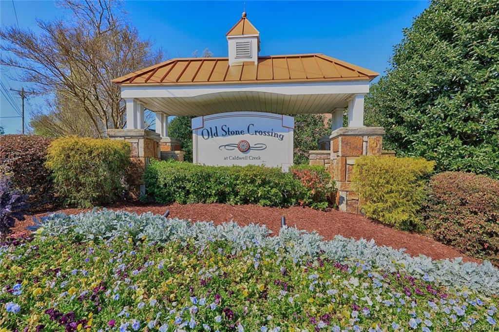 Old Stone Crossing - Residential