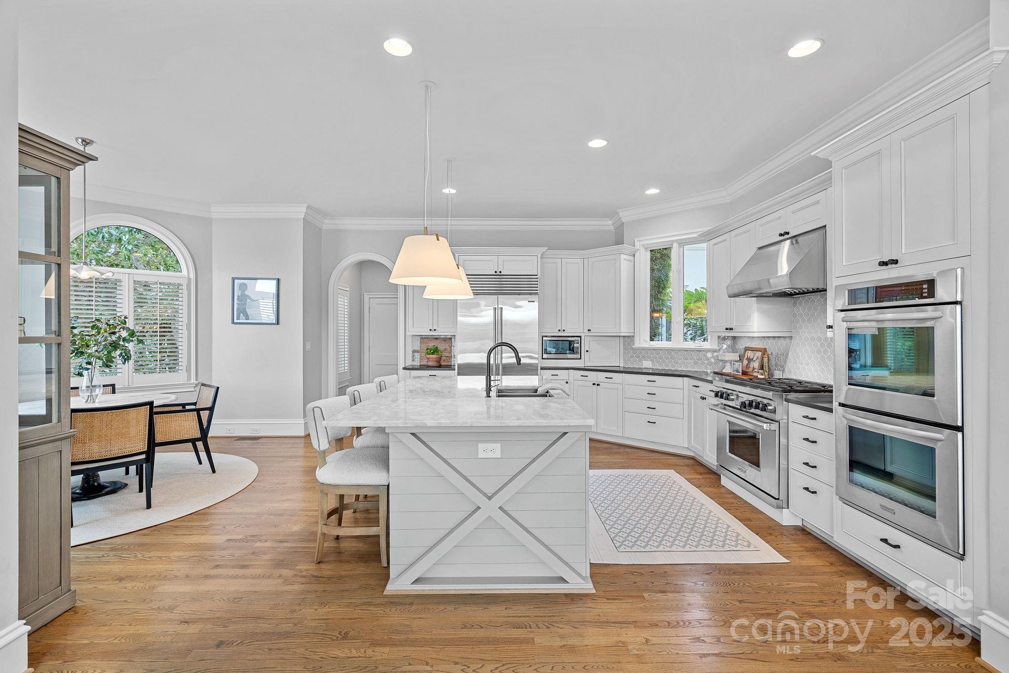 The Peninsula - Residential