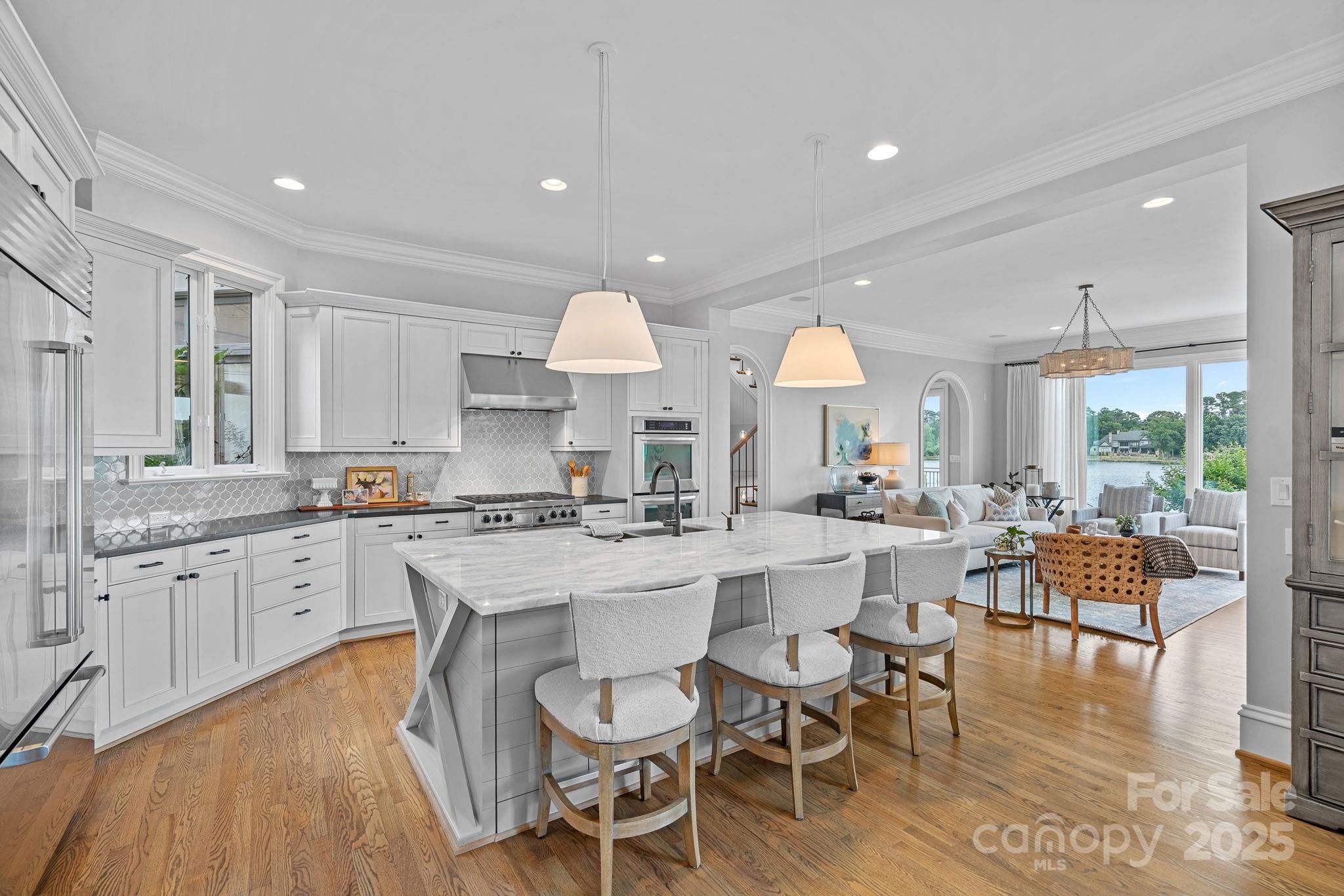 The Peninsula - Residential