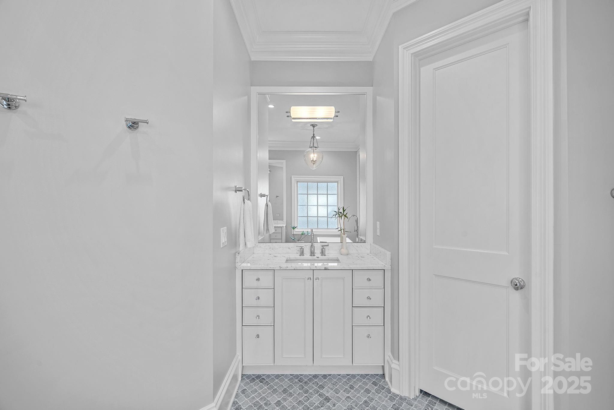 The Peninsula - Residential