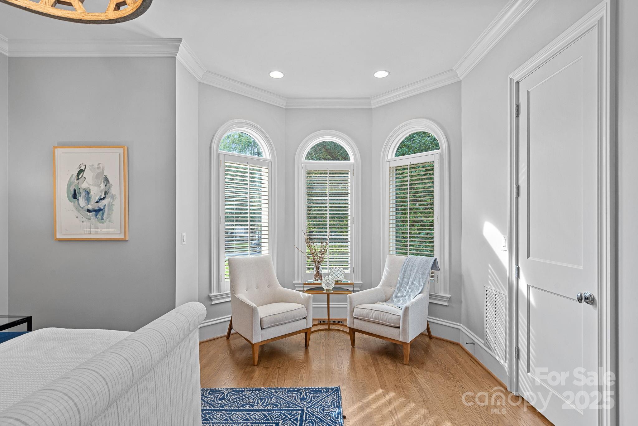 The Peninsula - Residential