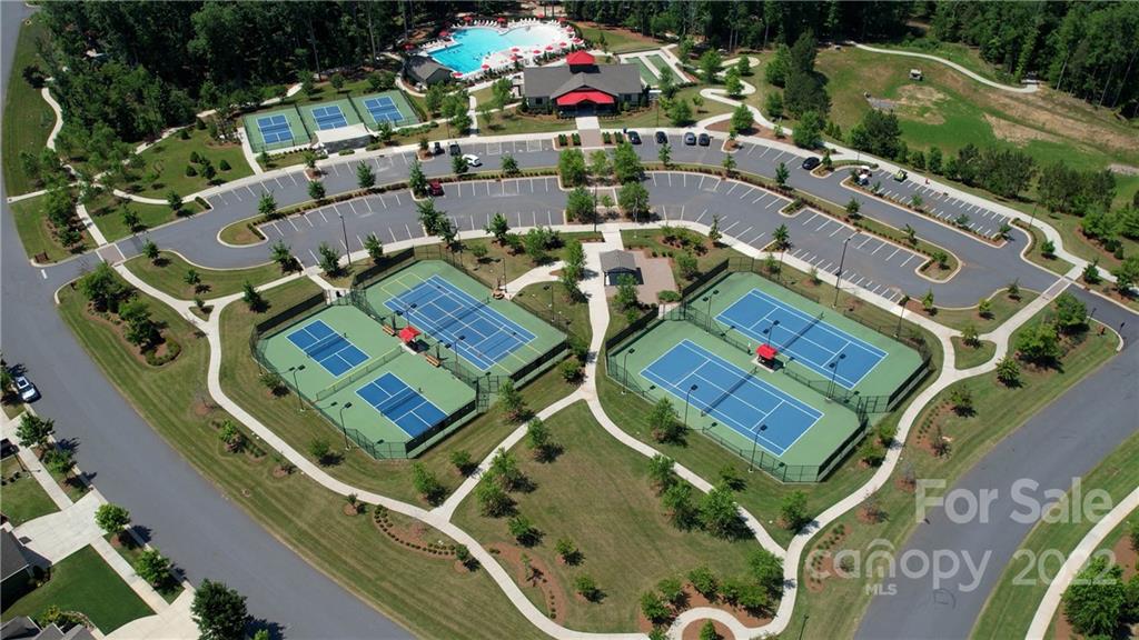 Tree Tops - Residential