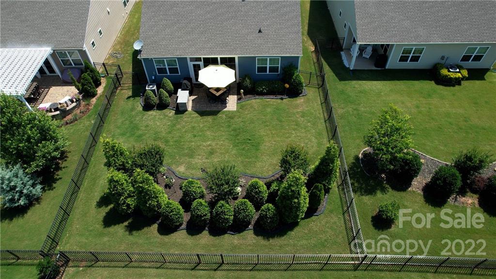 Tree Tops - Residential