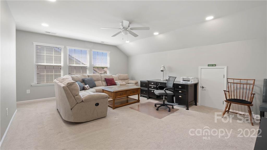 Tree Tops - Residential