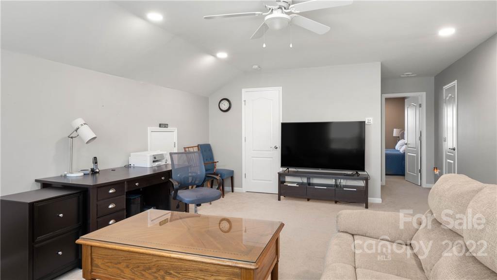 Tree Tops - Residential