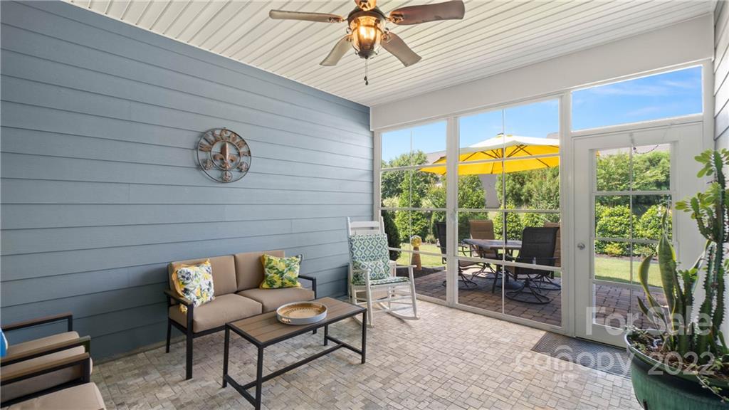 Tree Tops - Residential