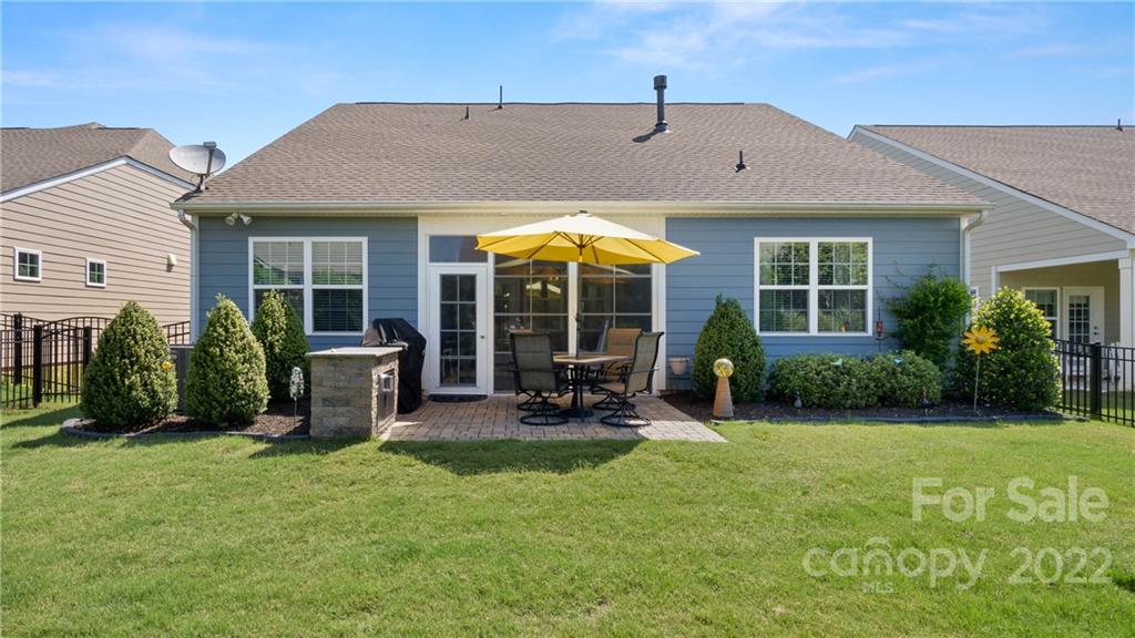 Tree Tops - Residential