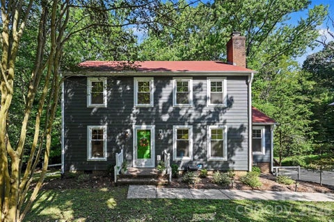 Photo of 7505 Hawkstand Lane, Charlotte, NC 28210 (MLS # 4404392)