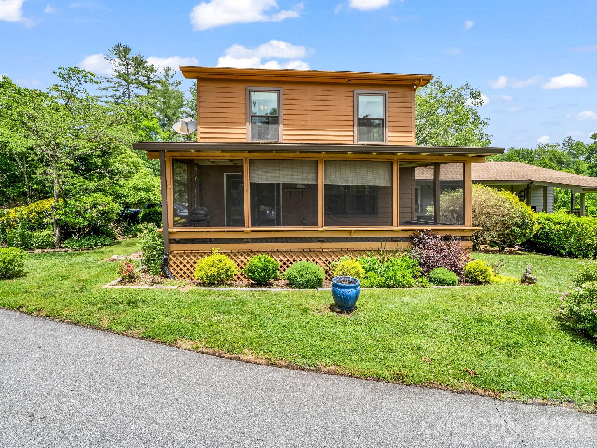 Willow Lake - Residential