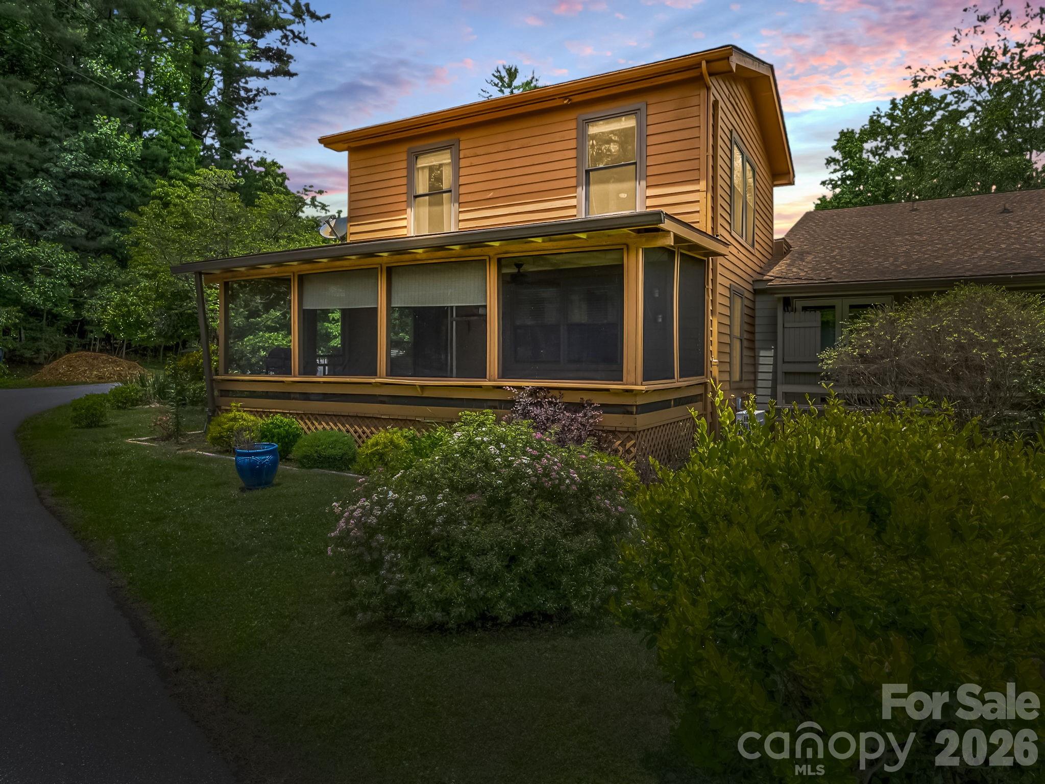 Willow Lake - Residential
